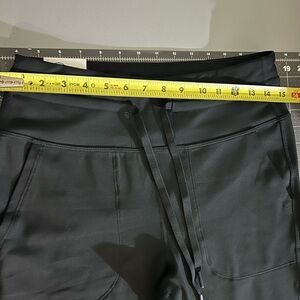 Mondetta Charcoal Drawstring Capris